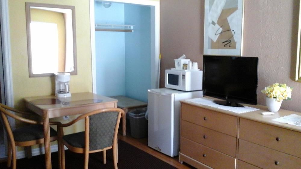 קלירווטר ביץ' Beachwalk Inn מראה חיצוני תמונה