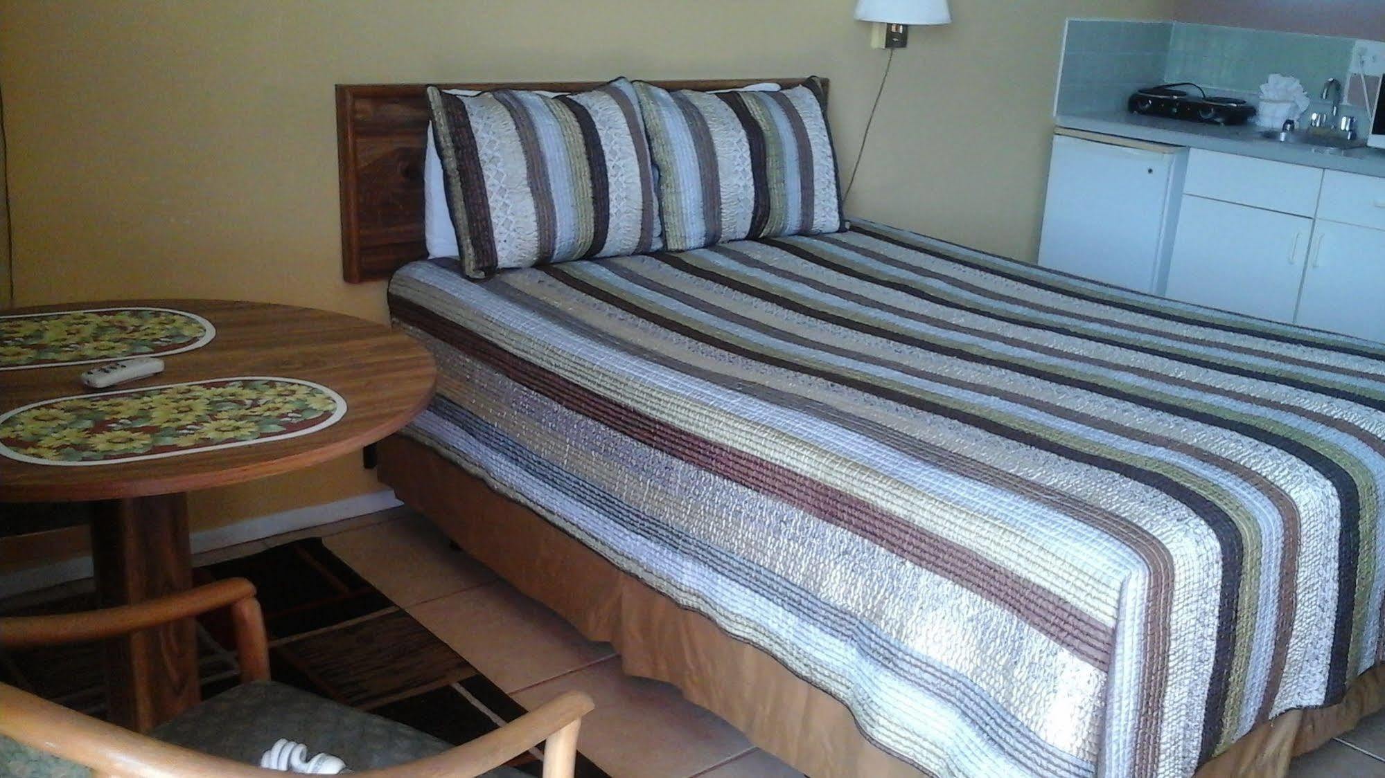 קלירווטר ביץ' Beachwalk Inn מראה חיצוני תמונה
